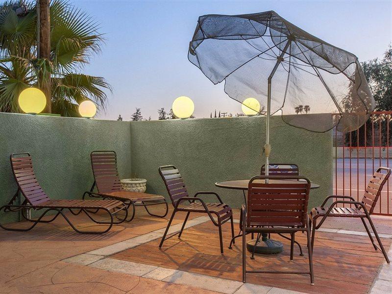 America'S Best Value Inn & Suites Bakersfield Central Luaran gambar